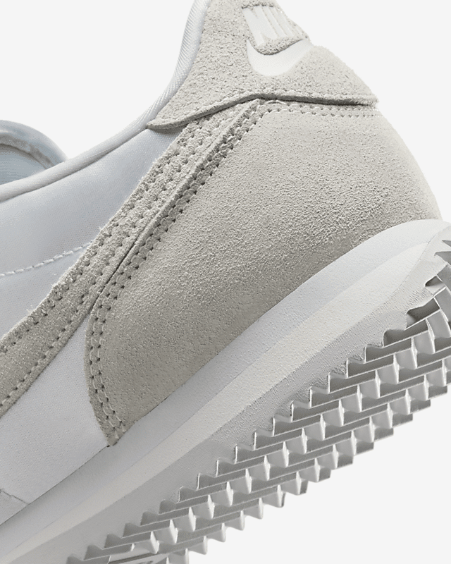 나이키 NIKE 여성용 코르테즈 텍스타일